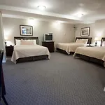 Bluenose Inn & Suites